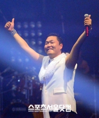 PSY、Youtubeで5億View突破！