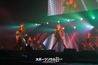 MYNAME、「GirlsAward 2012 A/W」で、新曲を披露！