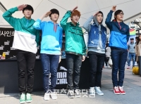 [SSphoto] B1A4、ファンサイン会