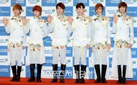 [SSphoto] BOYFRIEND、“王子さまコンセプト”で女心GET！