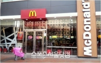 唾入りハンバーガー！韓国マクドナルドへ消費者の怒り爆発