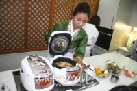 韓国炊飯器メーカ＜CUCKOO＞、趙善玉料理研究院とコラボ料理教室開催