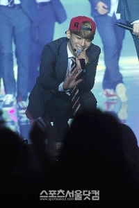 [SSphoto] EXO CHEN、「楽しいですか？」