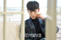 [SSphoto] T.O.P 「俳優のチェ・スンヒョンです」