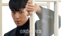 [SSphoto] T.O.P、「僕の夢はへインと一緒に生きてること」