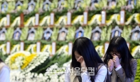 ［韓国旅客船沈没事故］ ２年９組・１０組の悲劇、４６人中に“３人”だけ 