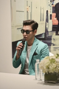 BIGBANG T.O.P、顔がパンパンになったわけとは？「ニューヨークで毎日酒を飲んだ」