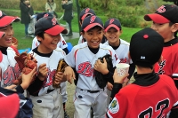 日韓少年野球親善試合が東京で開催...勝敗より熱かった彼らの友情！