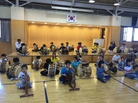 東京韓国学校、韓国伝統文化体験「ソルジャンク/サムルノリ」開催