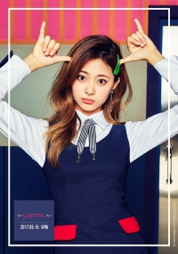 TWICE、モモ×ミナ×ツウィが「SIGNAL」ポーズ THE FACT JAPAN ‐ 韓流
