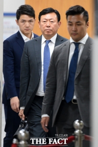 “ロッテ家一族の裁判” 39回の公判を終えた辛東彬会長