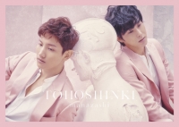 東方神起、歌詞サイトランキング1位の新曲リリックビデオを公開！